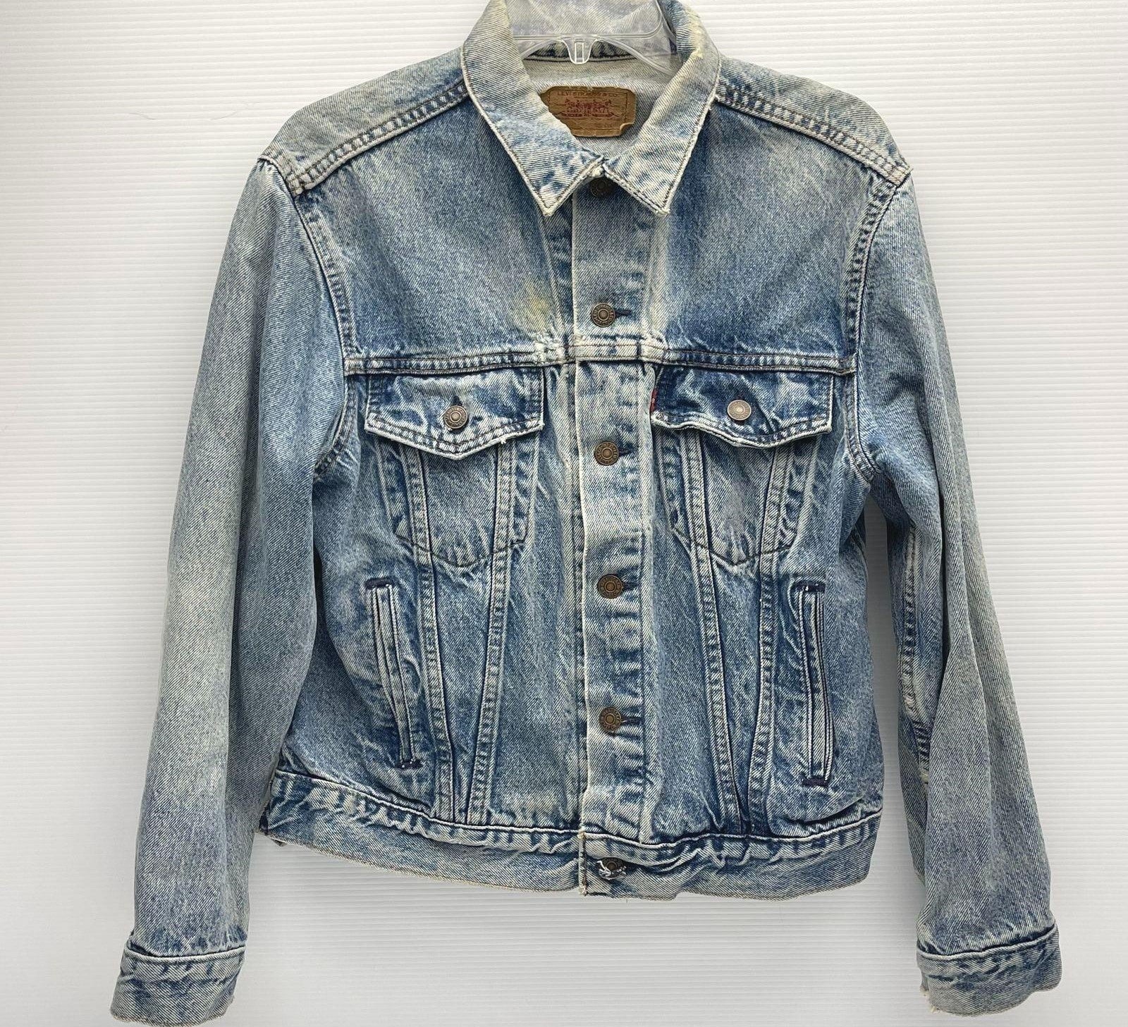Vintage Made In USA Levi Strauss Denim Jean Trucker Jacket - Size 42R