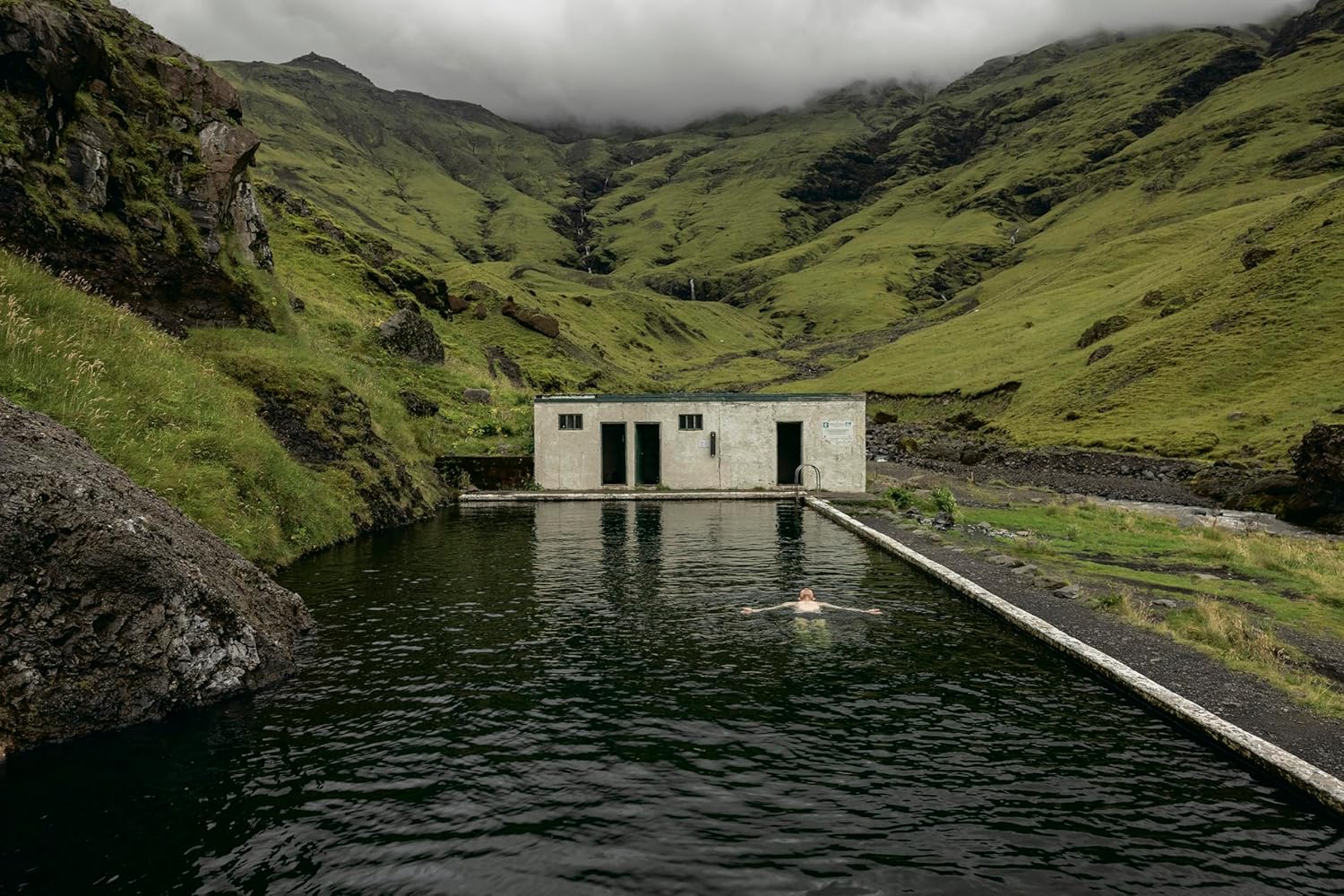 Hot Springs - Photos and Stories of How the World Soaks, Swims, and Slows Down