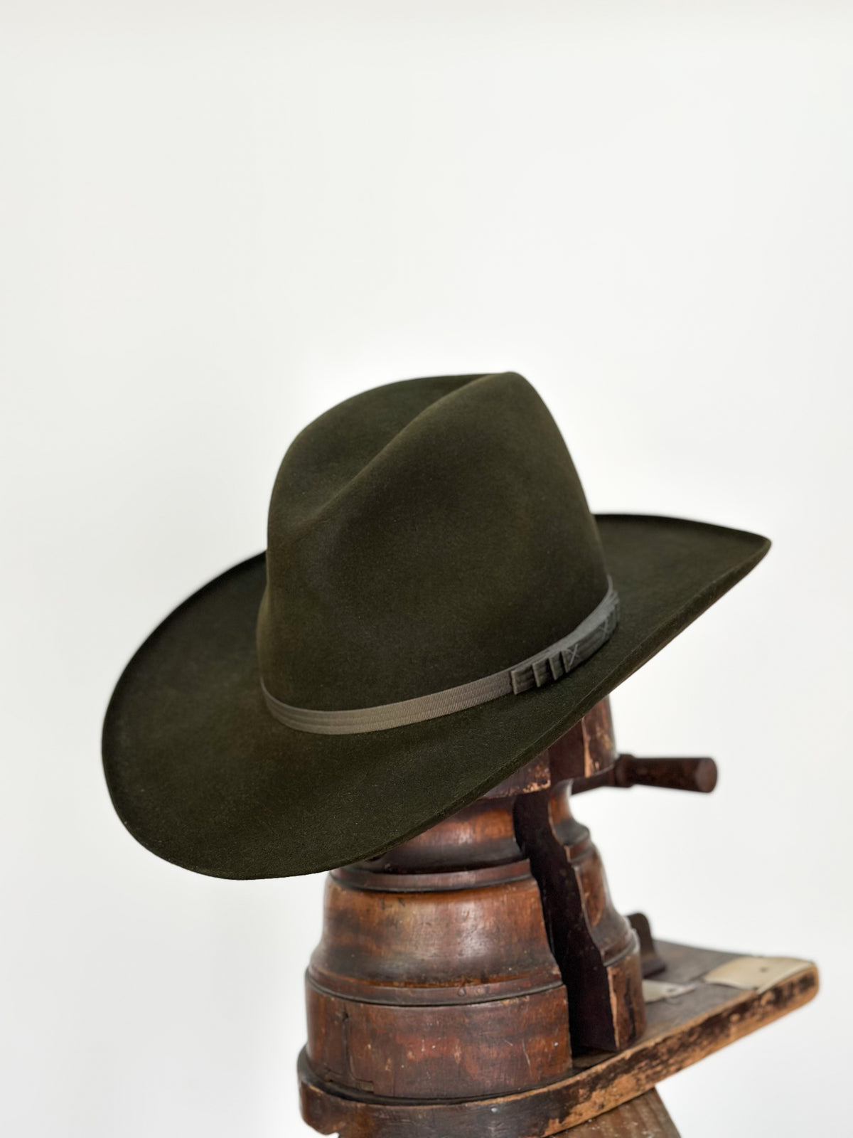 Olive Green Gus By Lost River (60) 7 1/2