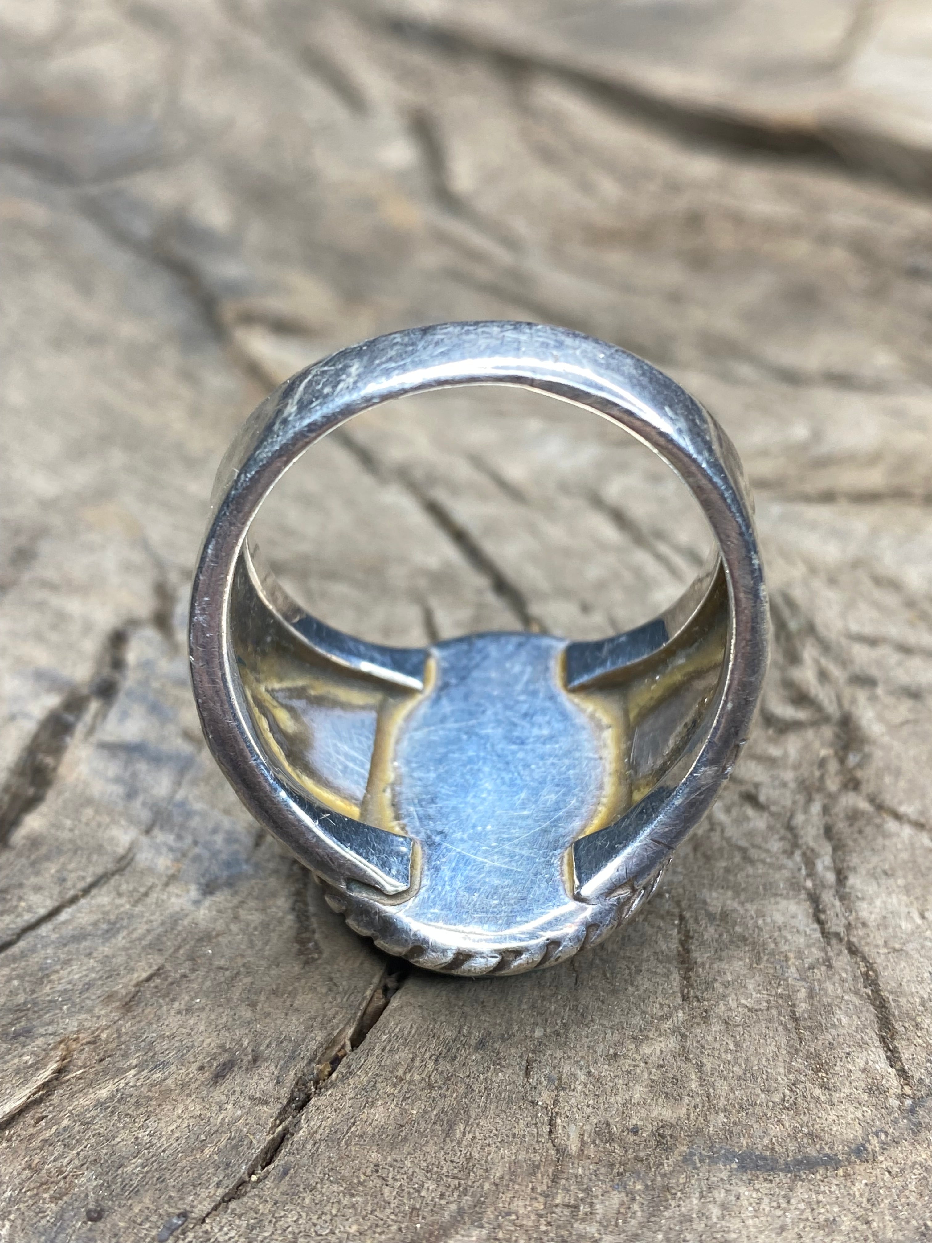 Vintage Turquoise V Stamped Sterling Silver Ring - Size 10.5