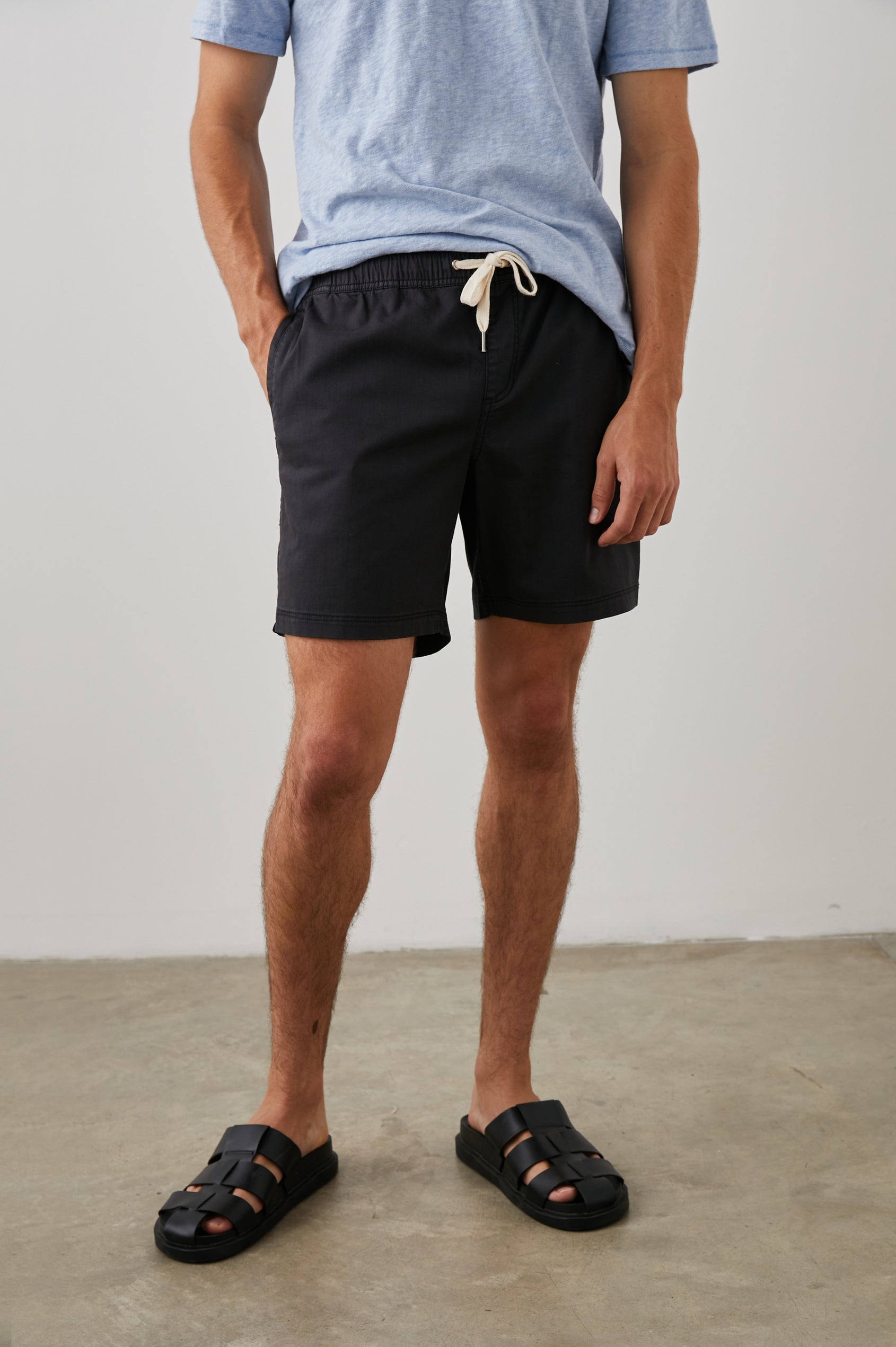 CRUZ SHORT - WASHED BLACK