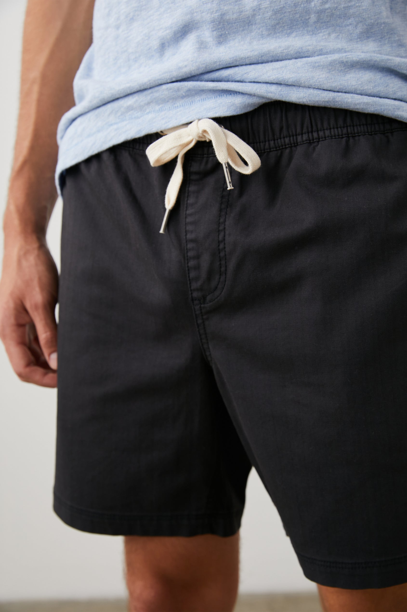 CRUZ SHORT - WASHED BLACK