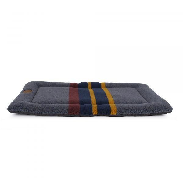 Medium Vintage Camp Lake Comfort Cushion