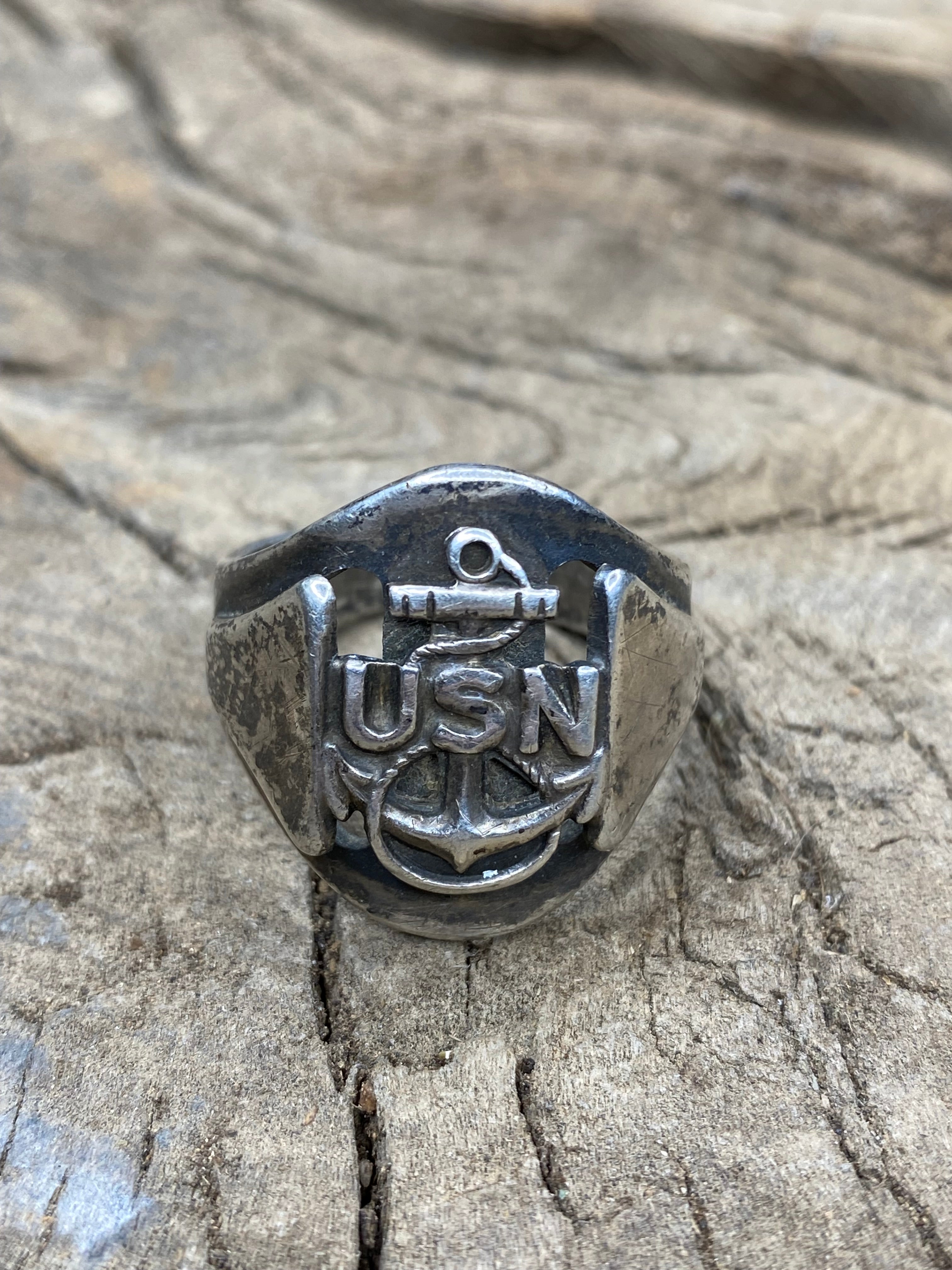 Vintage Sterling Silver USN Signet Ring - Size 11