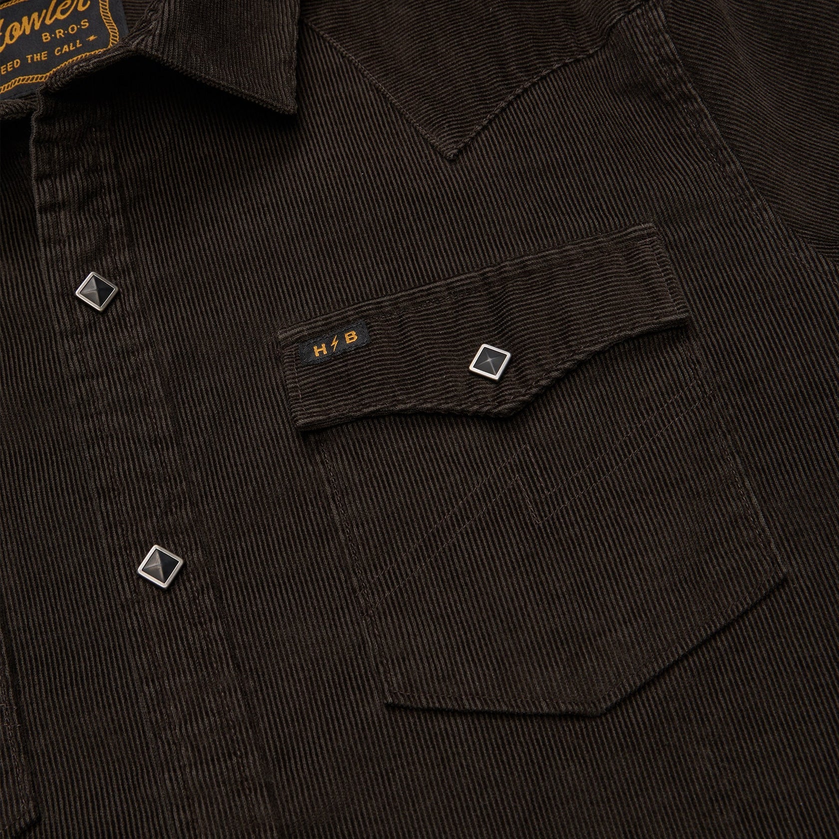 Banning Corduroy Snapshirt - Antique Black