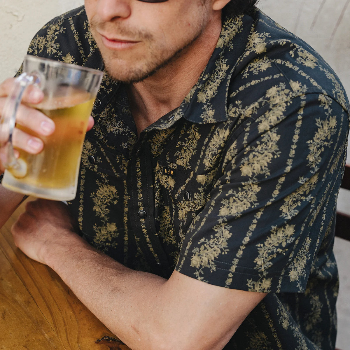 H Bar B Snapshirt - Grampa’s Curtains : Antique Black