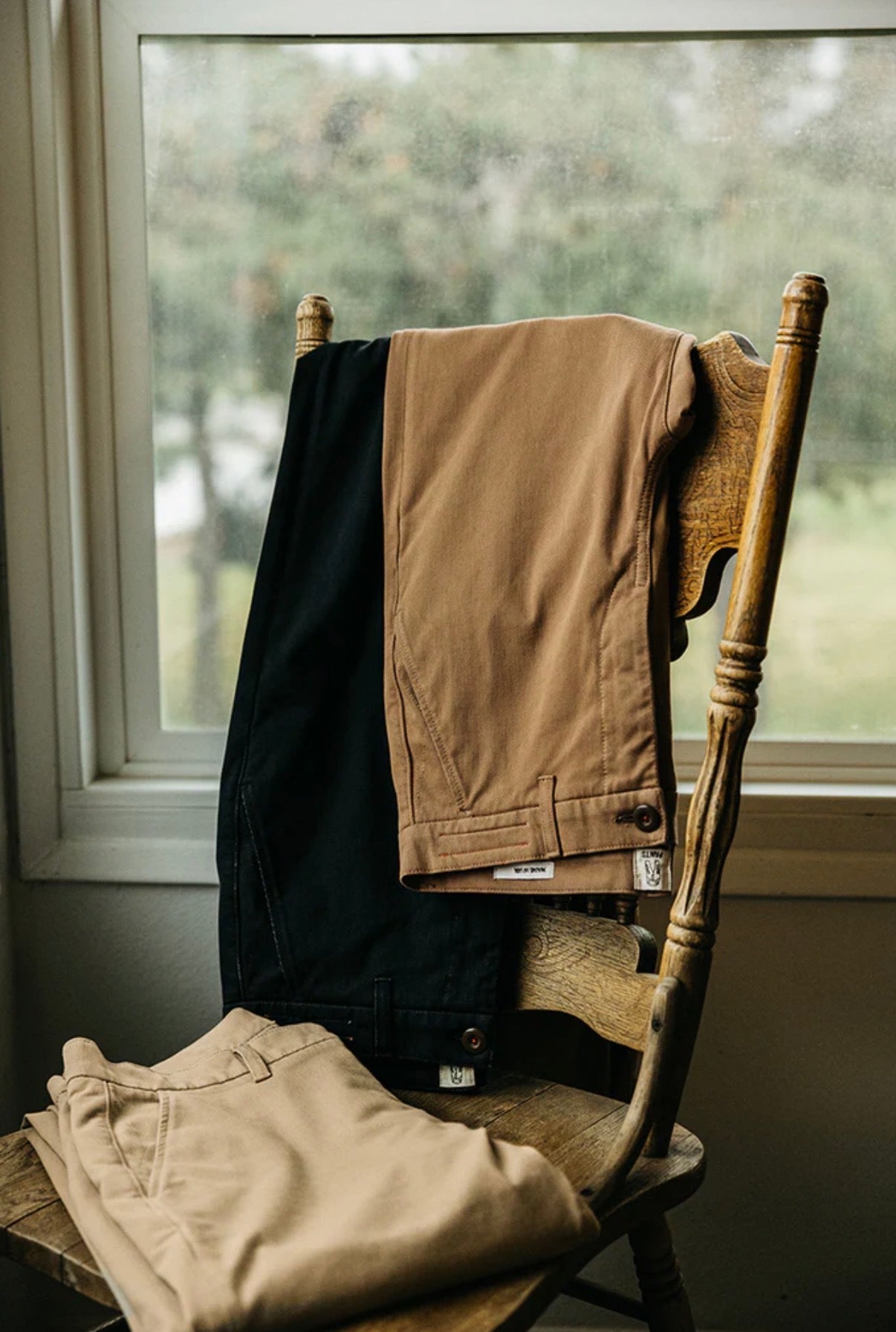 The Pipe Straight Denit® Chino - Khaki