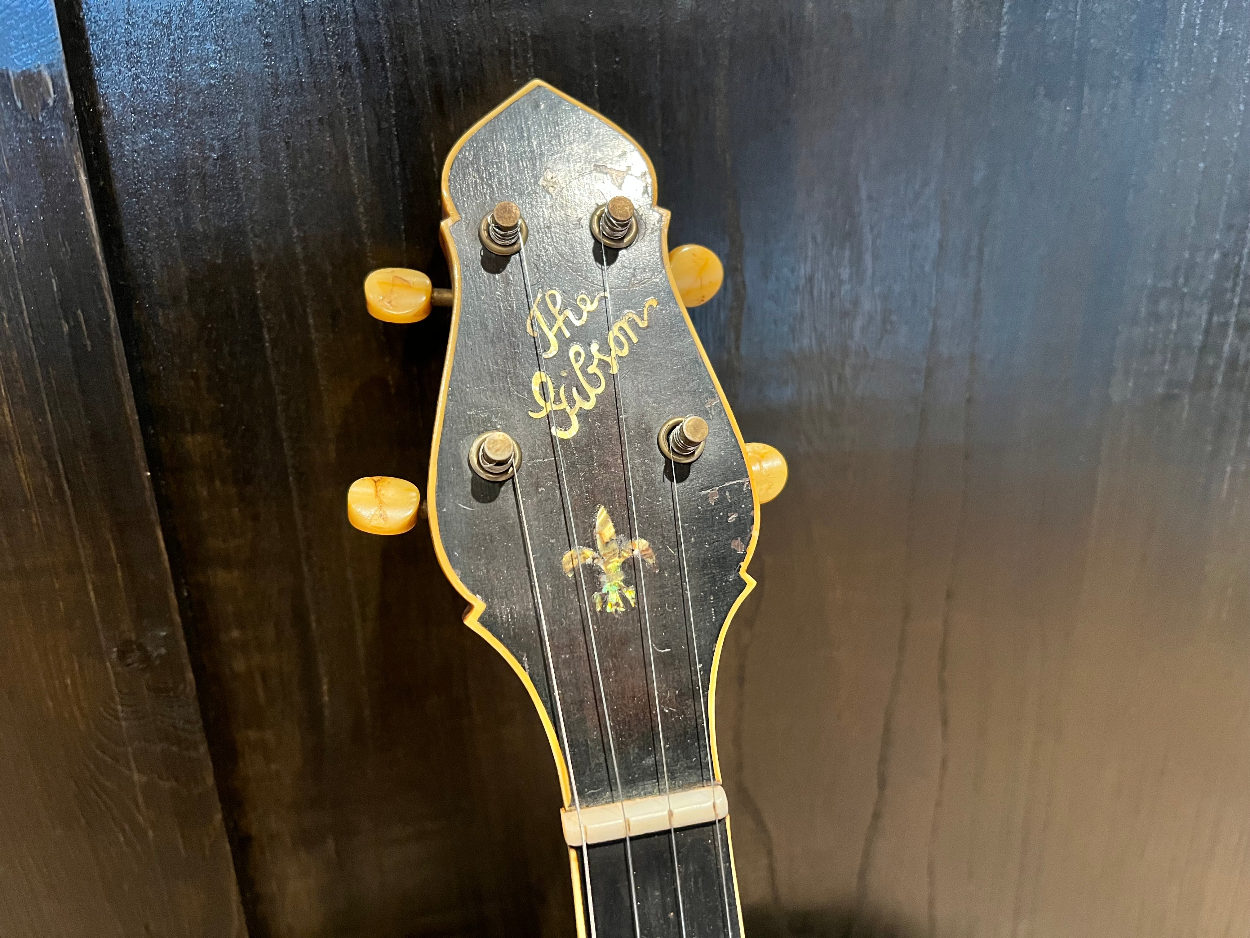 1920's The Gibson Tenor Banjo With Hard Case