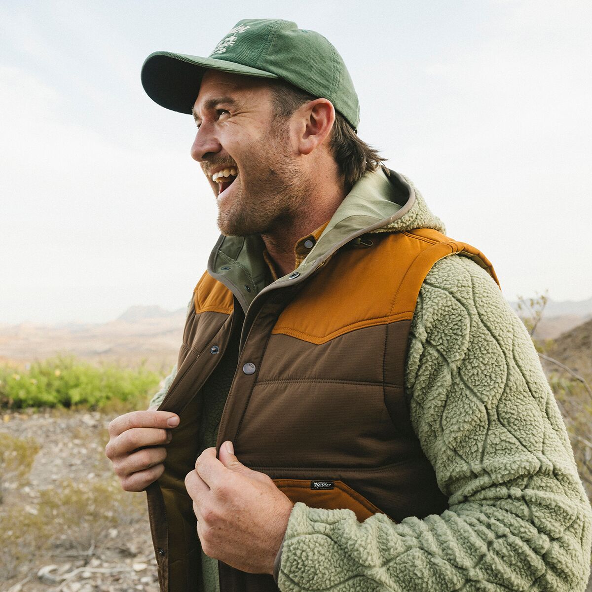 Rounder Vest - Mahogany/Rust