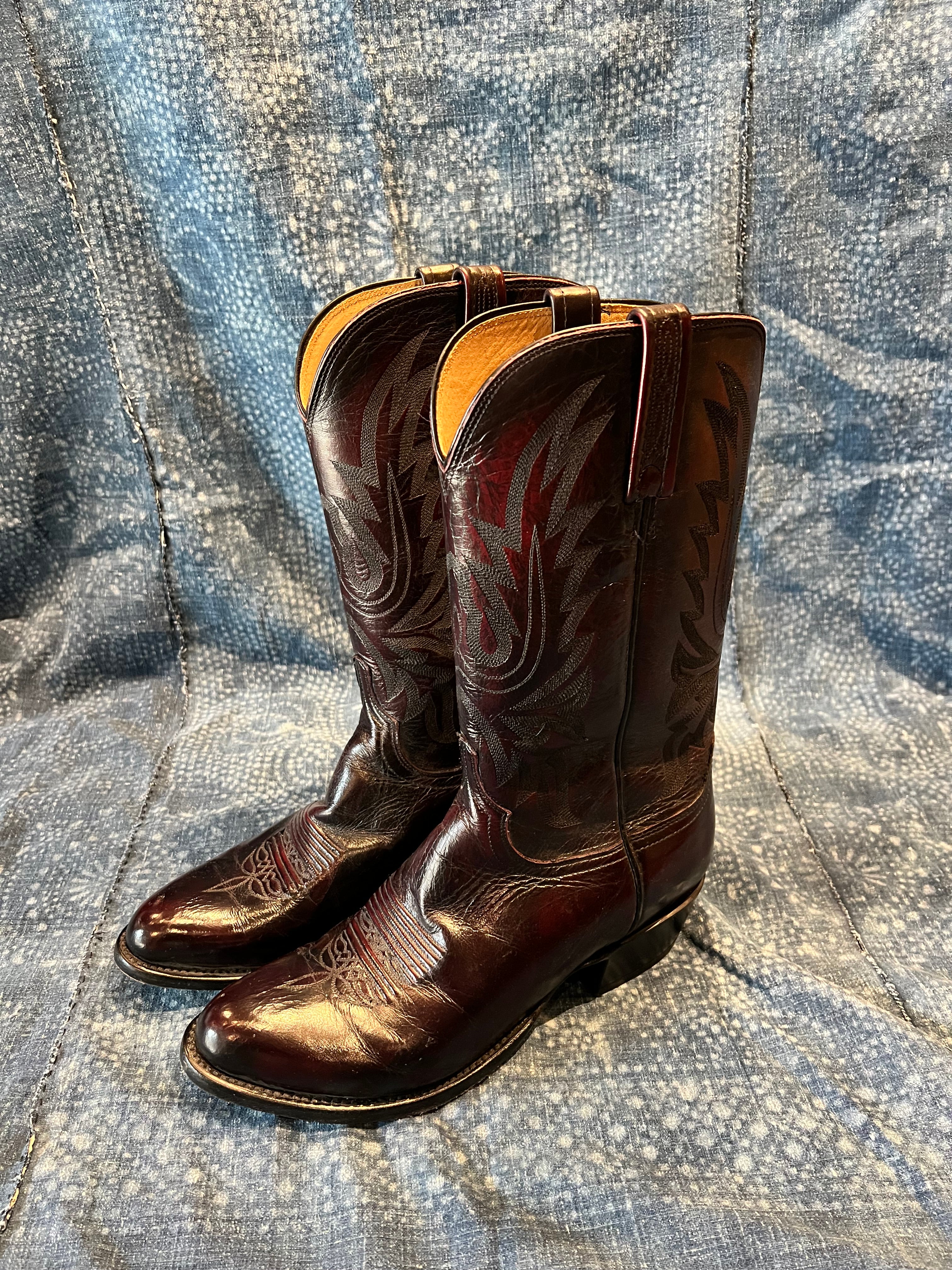 Lucchese M1021R Carson Cherry Boots