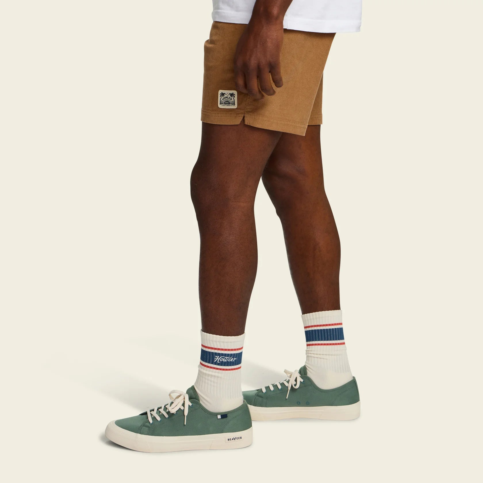 Howler Script Socks - White/Navy