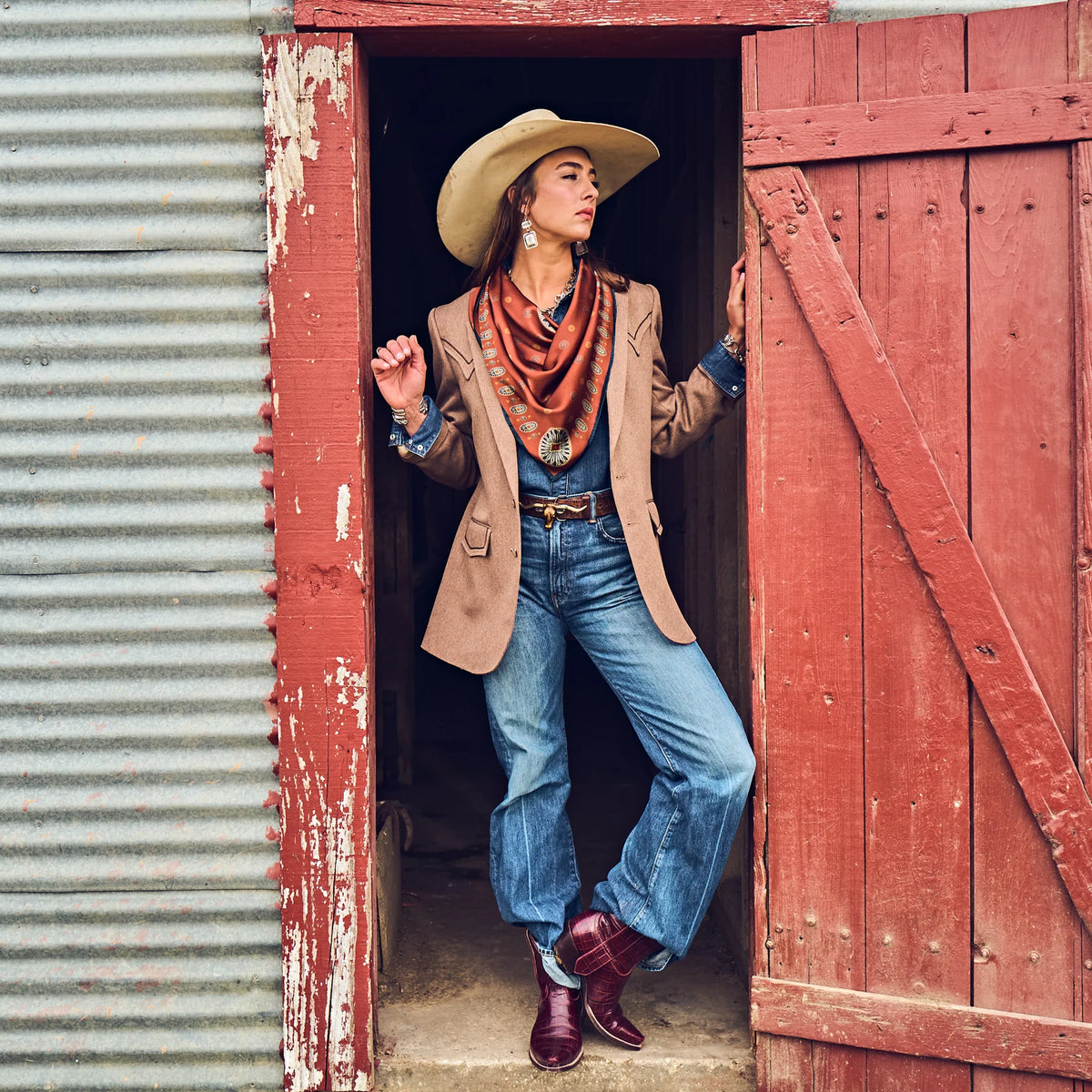 SAN MIGUEL - LONG TALL SCARF - RUST