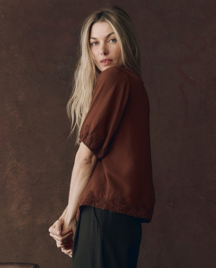 The Short Sleeve Legacy Top. Chocolate.