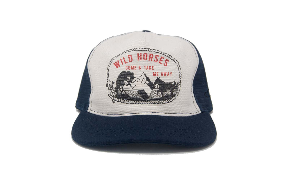 WILD HORSES TRUCKER