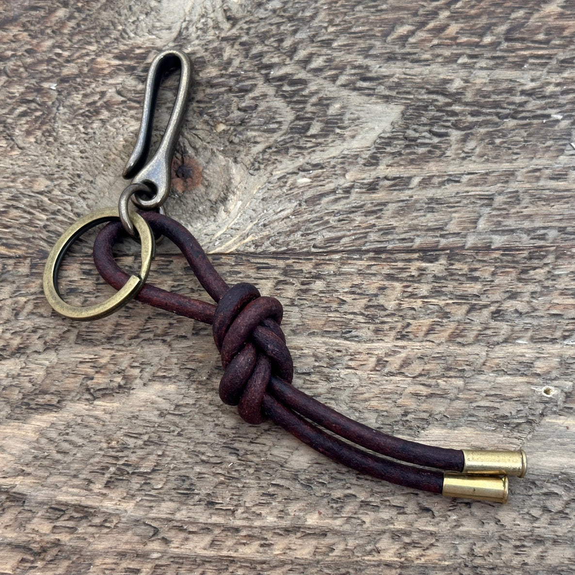 Ocho Keyring • Leather • .22 Brass