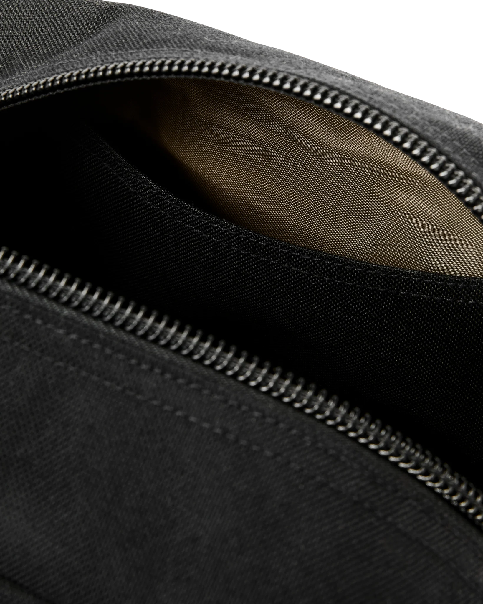 Dryden Travel Pack - Black