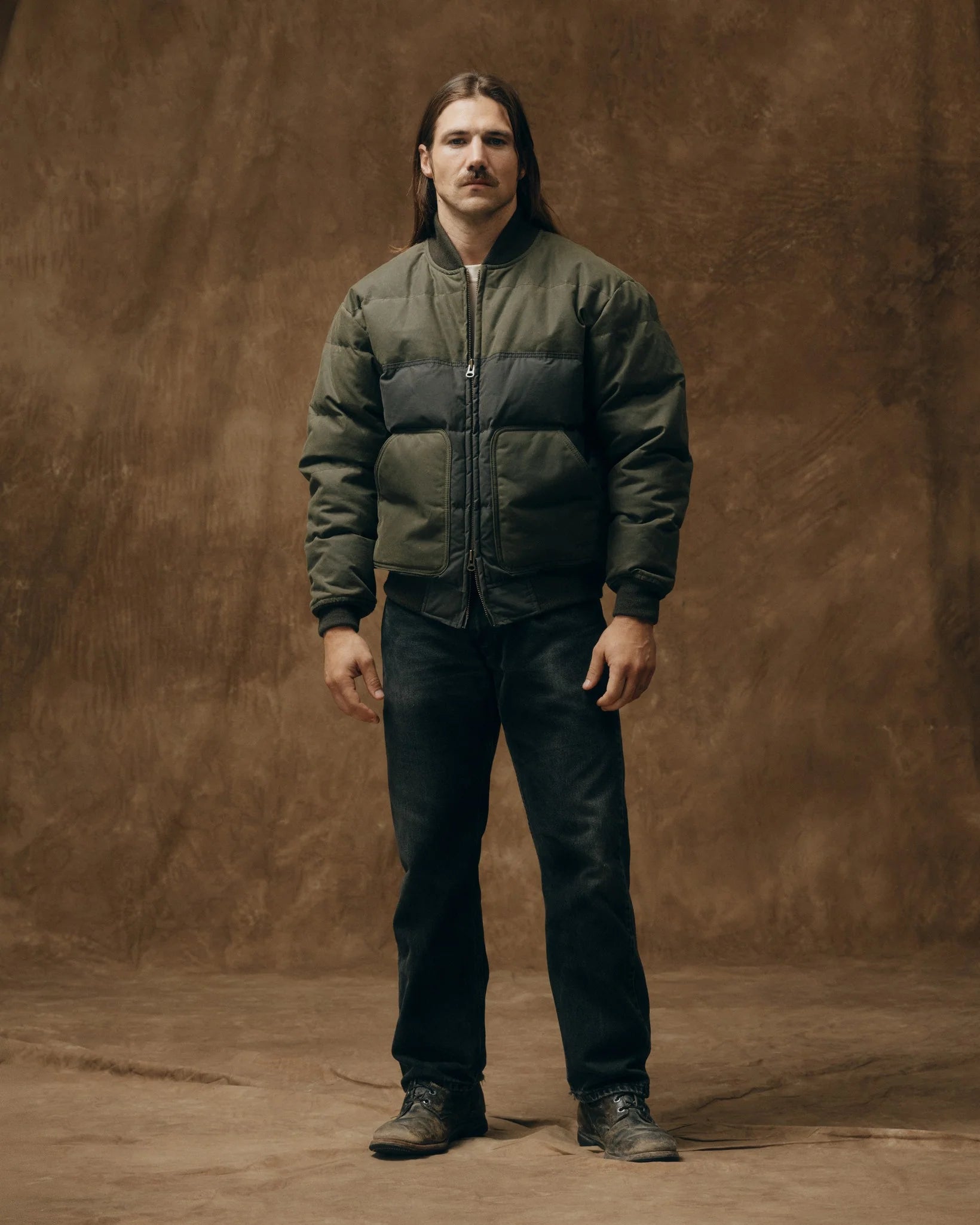 Down Bomber Jacket - Otter Green