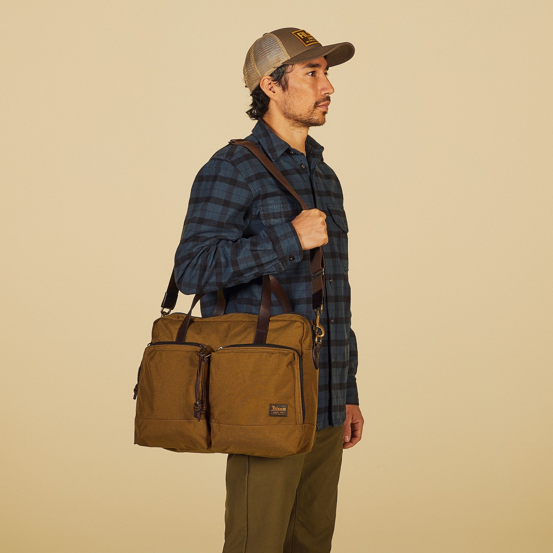 Filson dryden briefcase whiskey Clearance