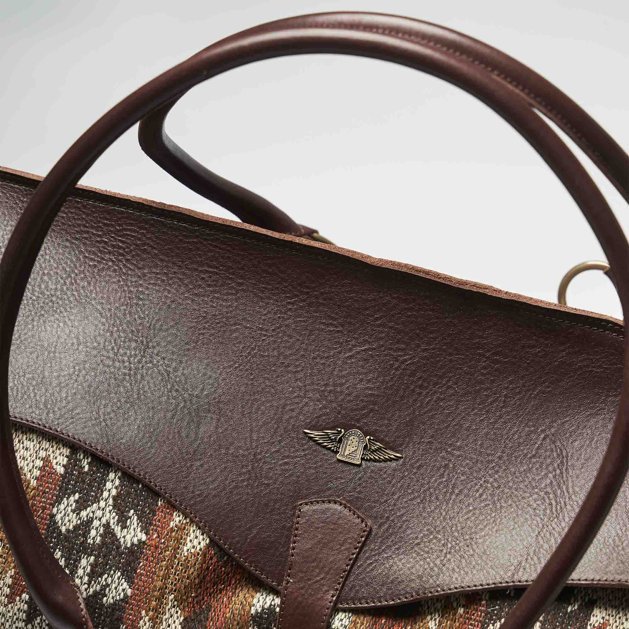 “Apache” Desert Navajo Travel Bag