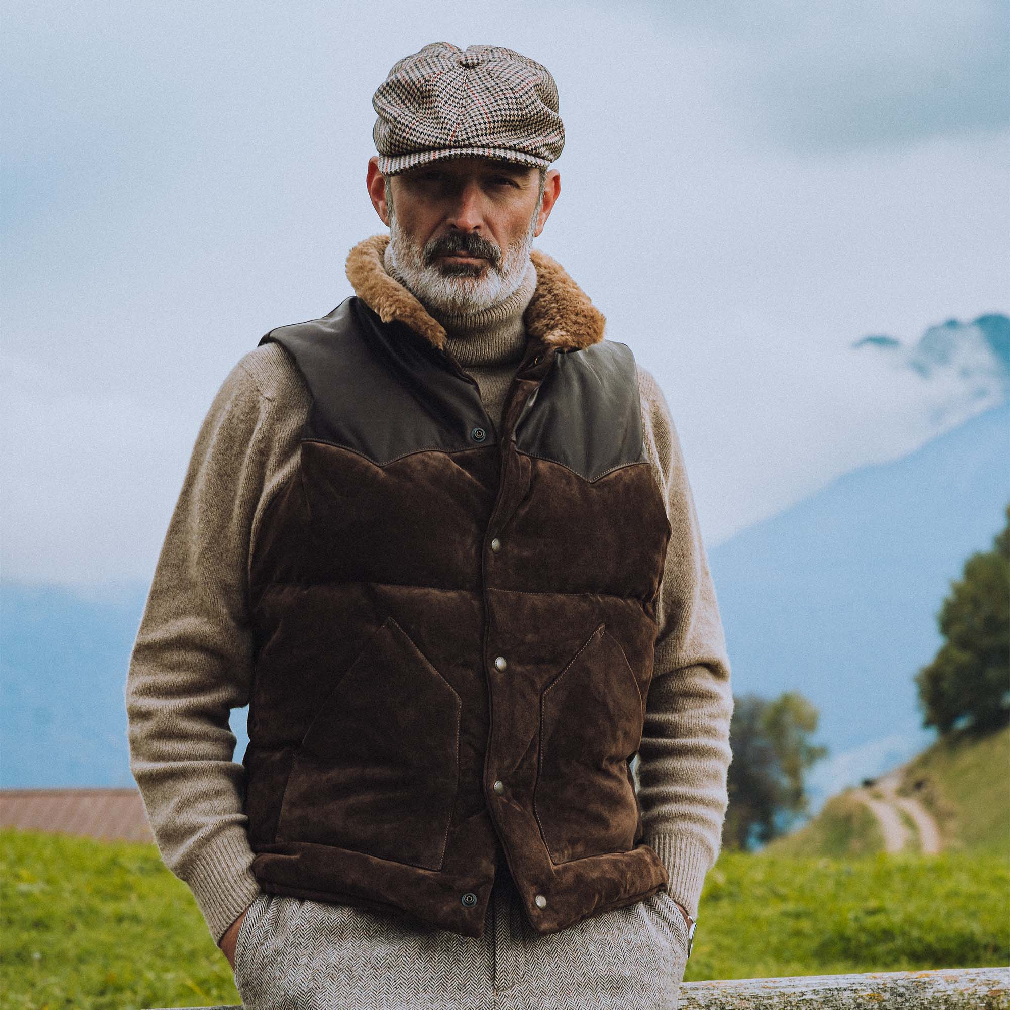 “Bivacco” Testa di Moro suede Western Down Vest