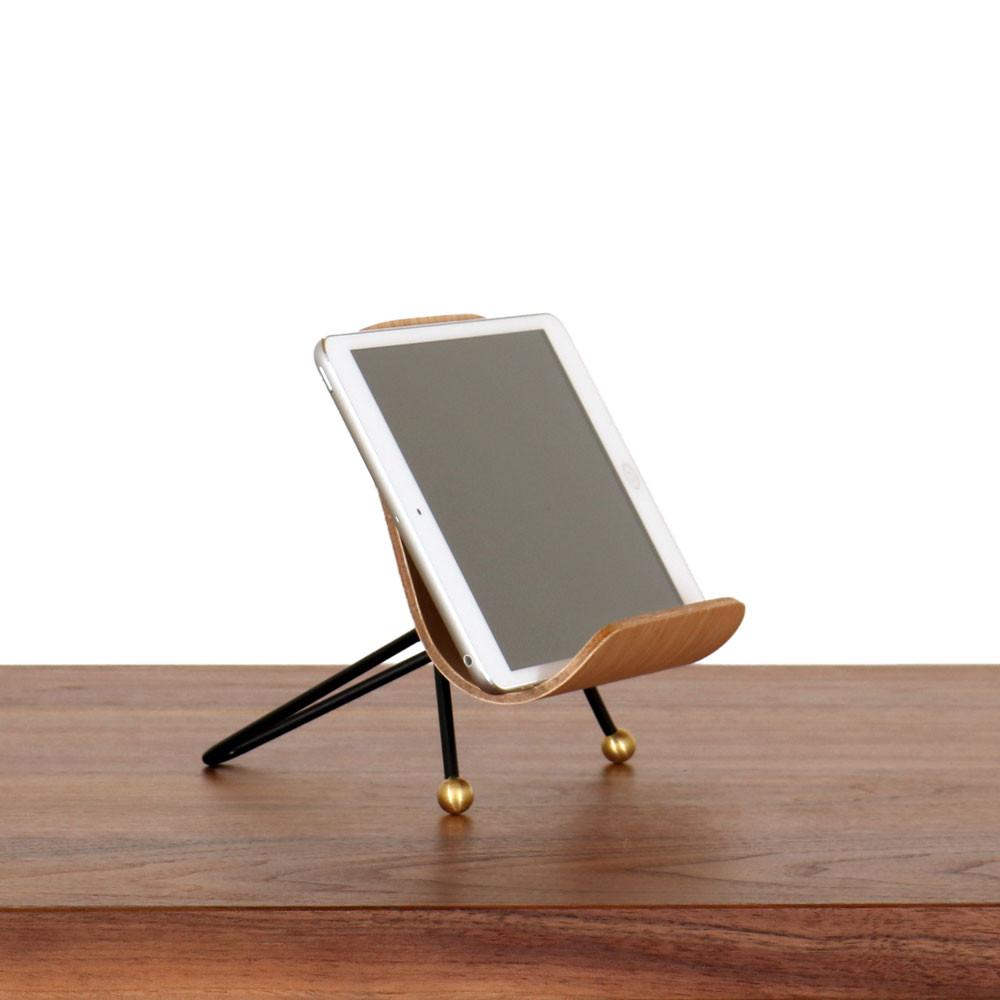 WOOD TABLET STAND