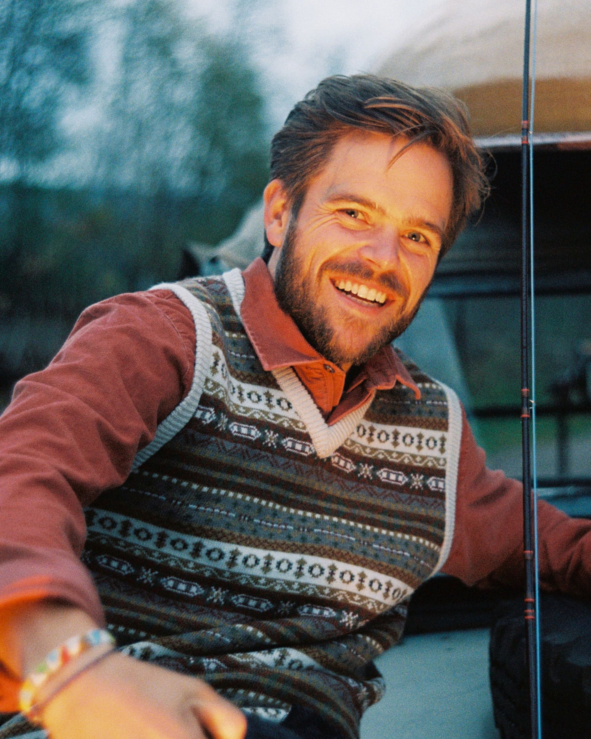 DUNKIRK VEST MENS - RED