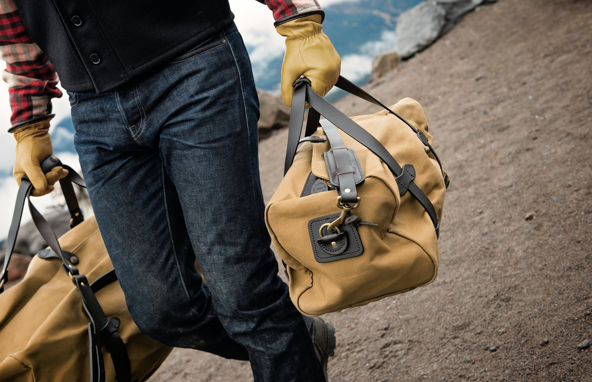 SMALL RUGGED TWILL DUFFLE BAG