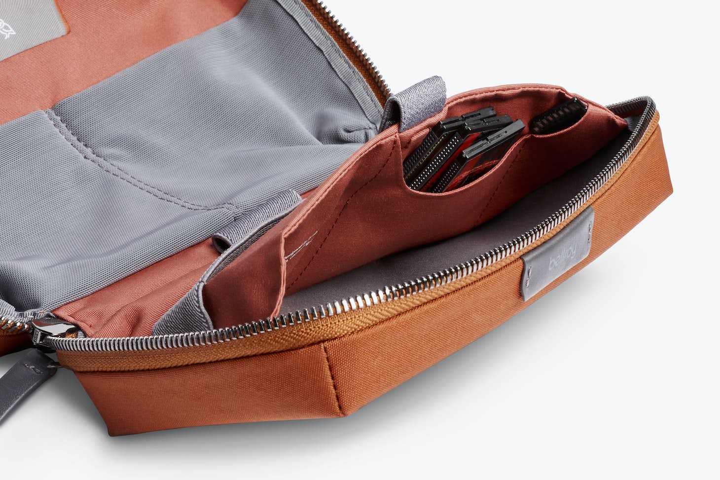 Bellroy Tech Kit