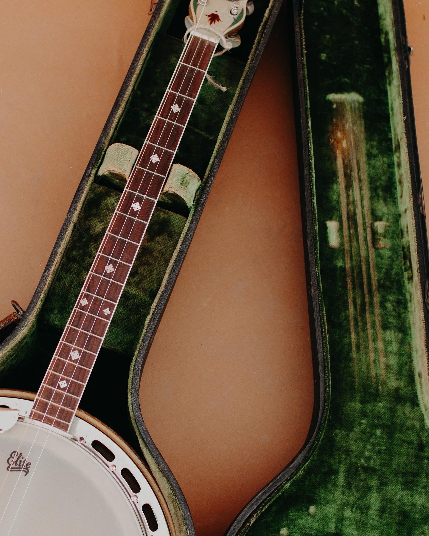 Antique Epiphone Rialto Tenor Banjo
