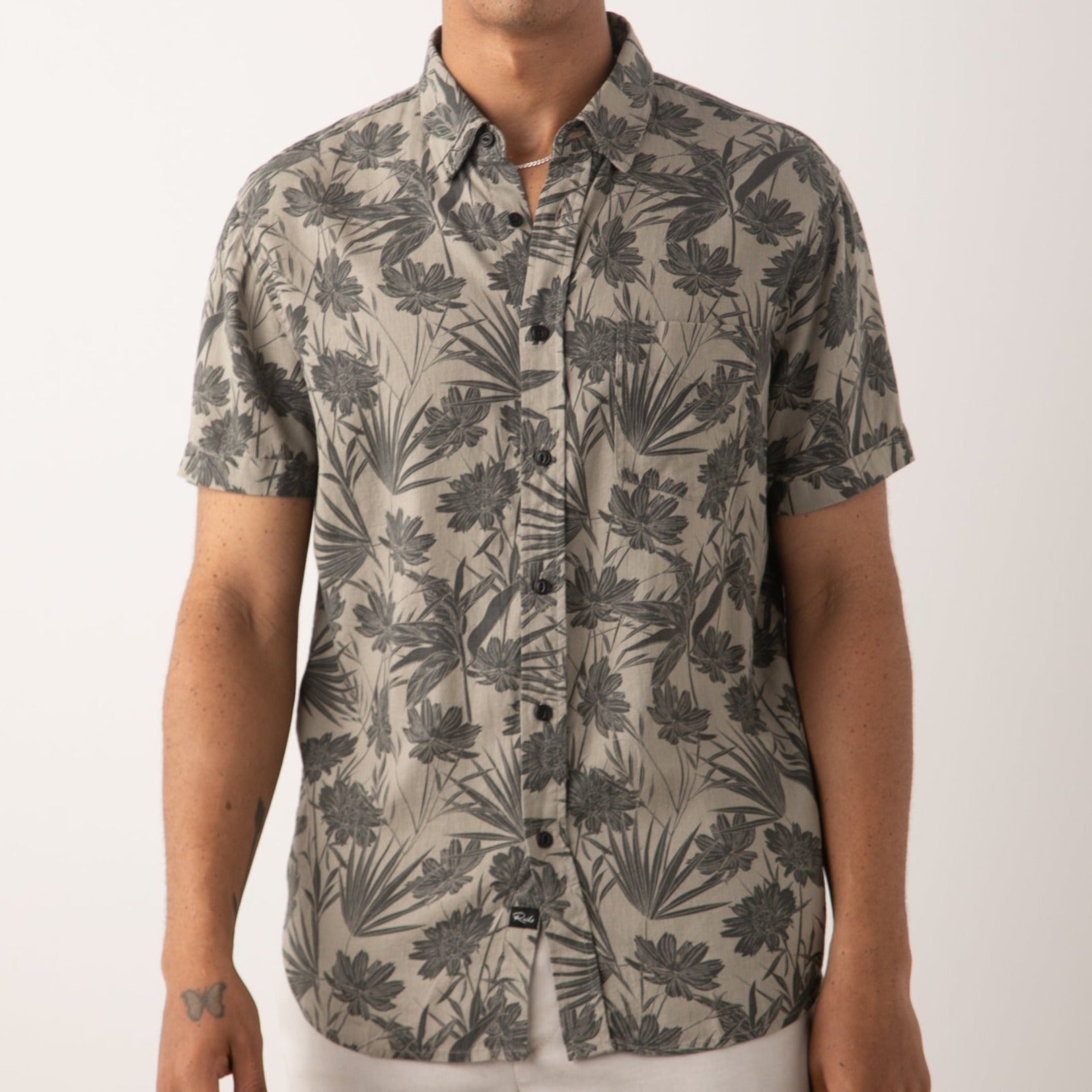 Carson Shirt - Jungle Foliage Olive