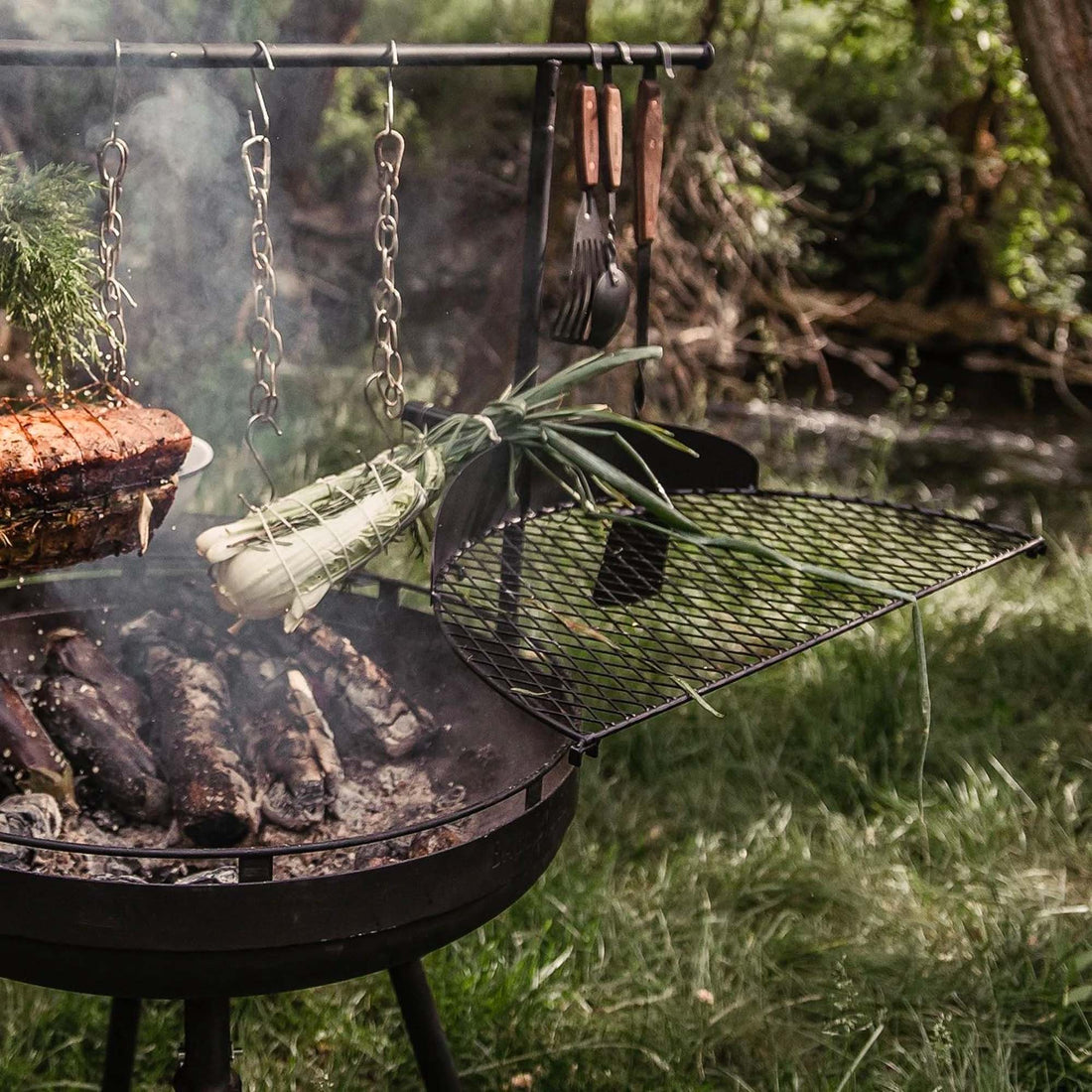 COWBOY FIRE PIT GRILL GRATE - 23"