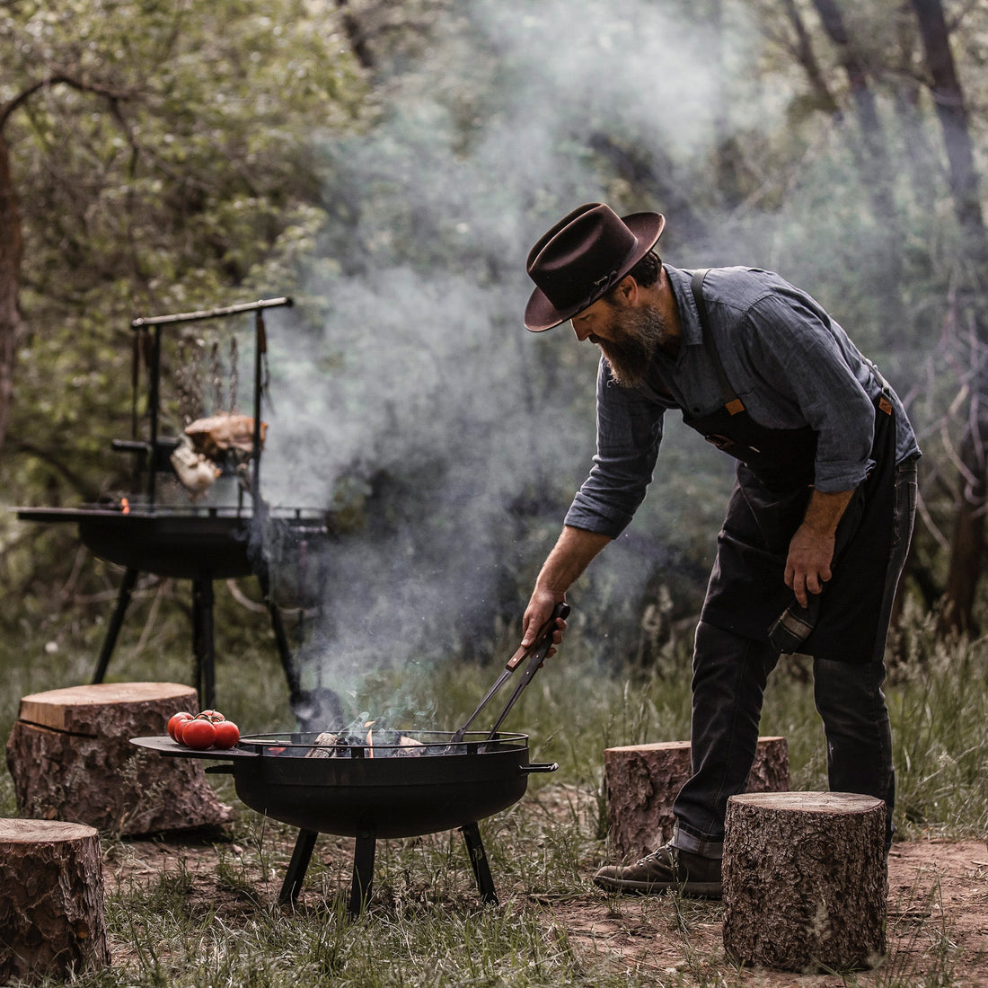 COWBOY FIRE PIT GRILL - 23"