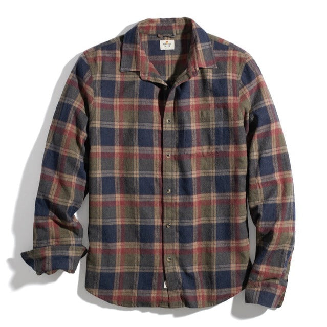 Classic Fit Long Sleeve Balboa Button Down in Olive Plaid