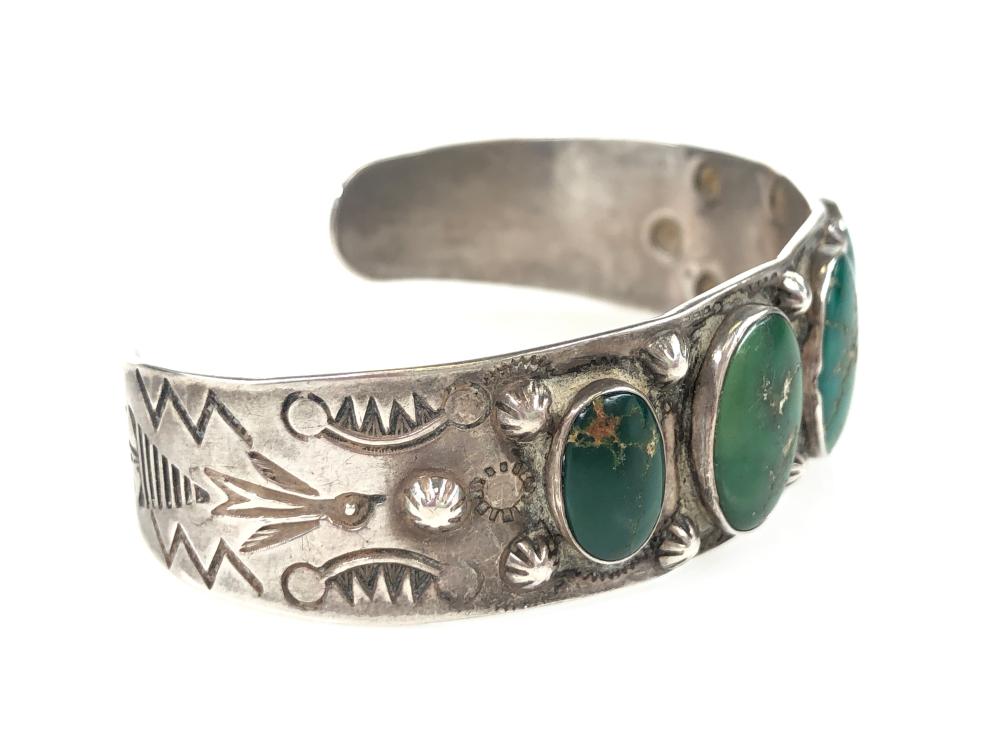 VINTAGE NATIVE AMERICAN STERLING SILVER & TURQUOISE CUFF