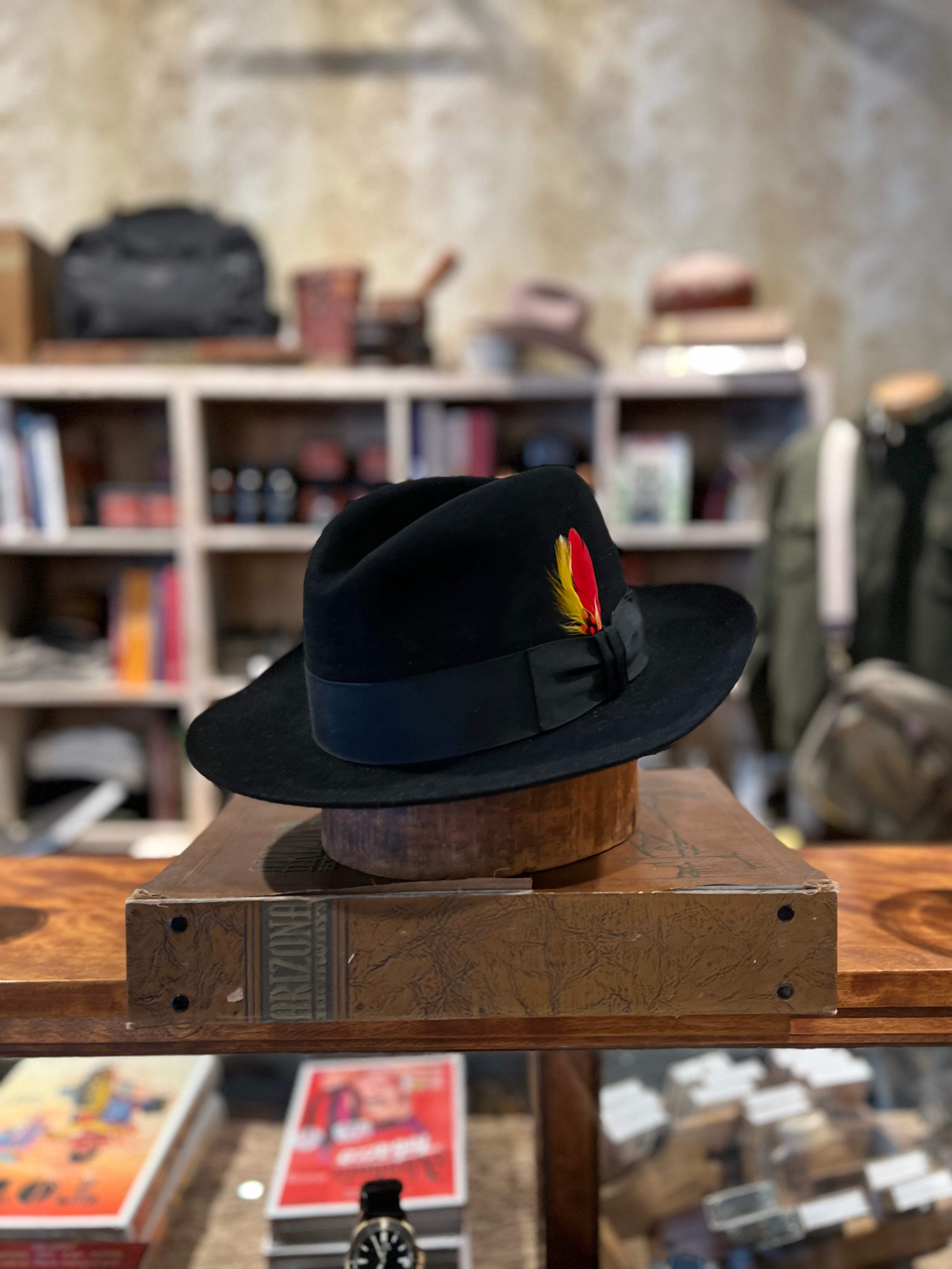 Vintage Barbisio Men's Size 7 1/4 Black Fur Felt Fedora