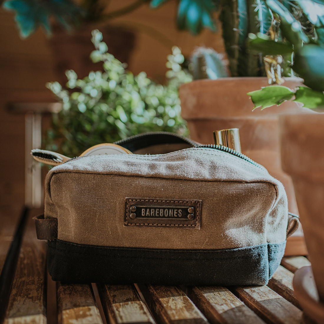 NEELUM DOPP KIT