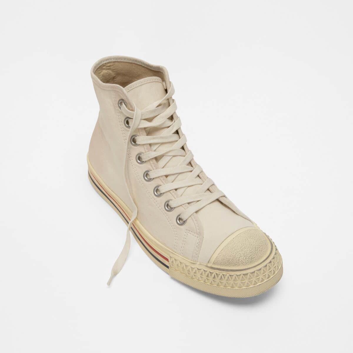 Shoexpress OAKLAN Textured Slip-On High Cut Sneakers White 44EU  6292279604155 : Buy Online at Best Price in KSA - Souq is now Amazon.sa:  Fashion