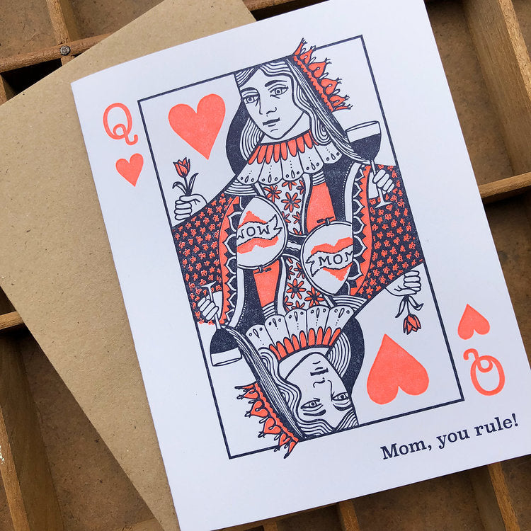 queen of hearts mom card