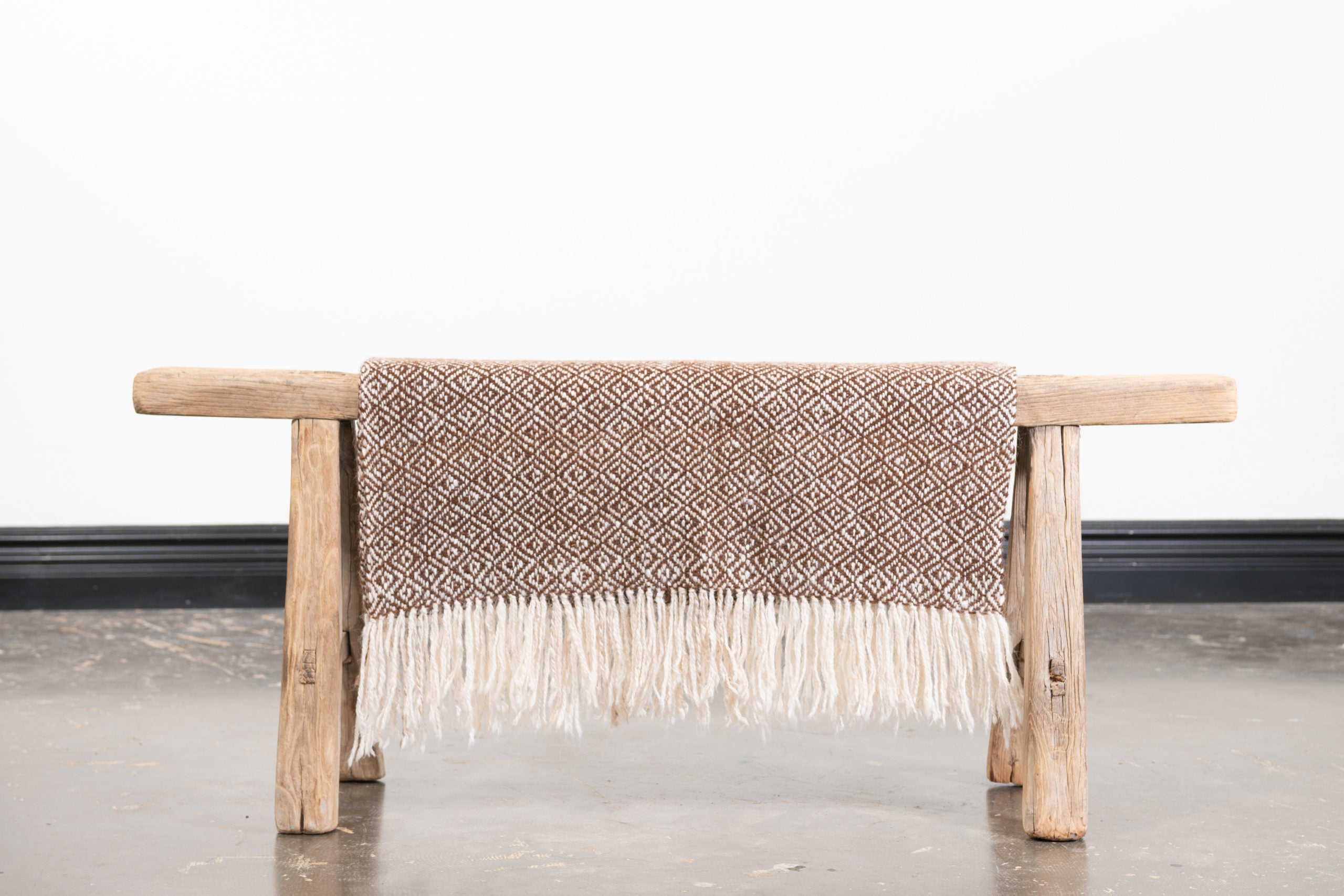 Etnico Llama Throw - Bird's Eye Brown/White